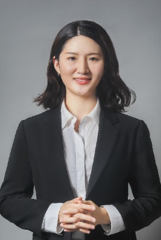 魏兴英